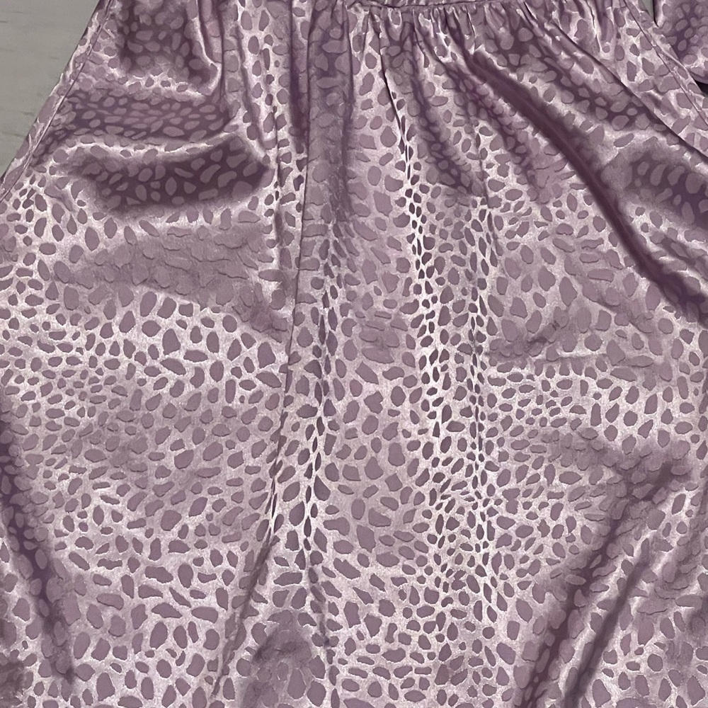 First ❤️Love by Lovelyn lavender leopard mock neck tie design sleeveless  small - Picture 9 of 13